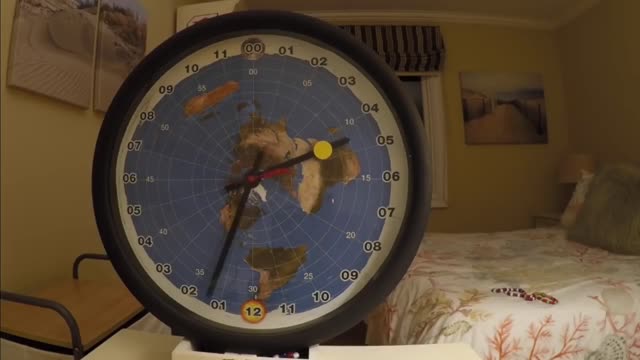 Как се движи часовника по Плоска Земя заедно със Слънцето?