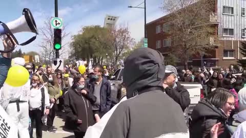 QUÉBEC Debout!