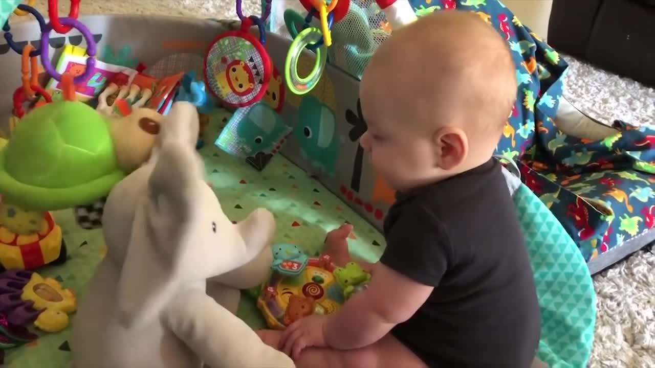 1000 silly things when baby playings