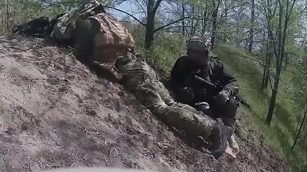 Ukraine Border Recon Under Fire - Sumy