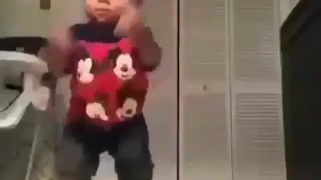 Small kid dancing funny video