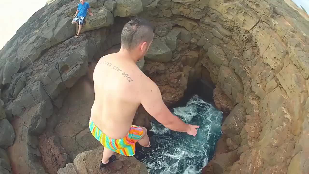 Wow... This Is An Awesome Cliff Diving Experience