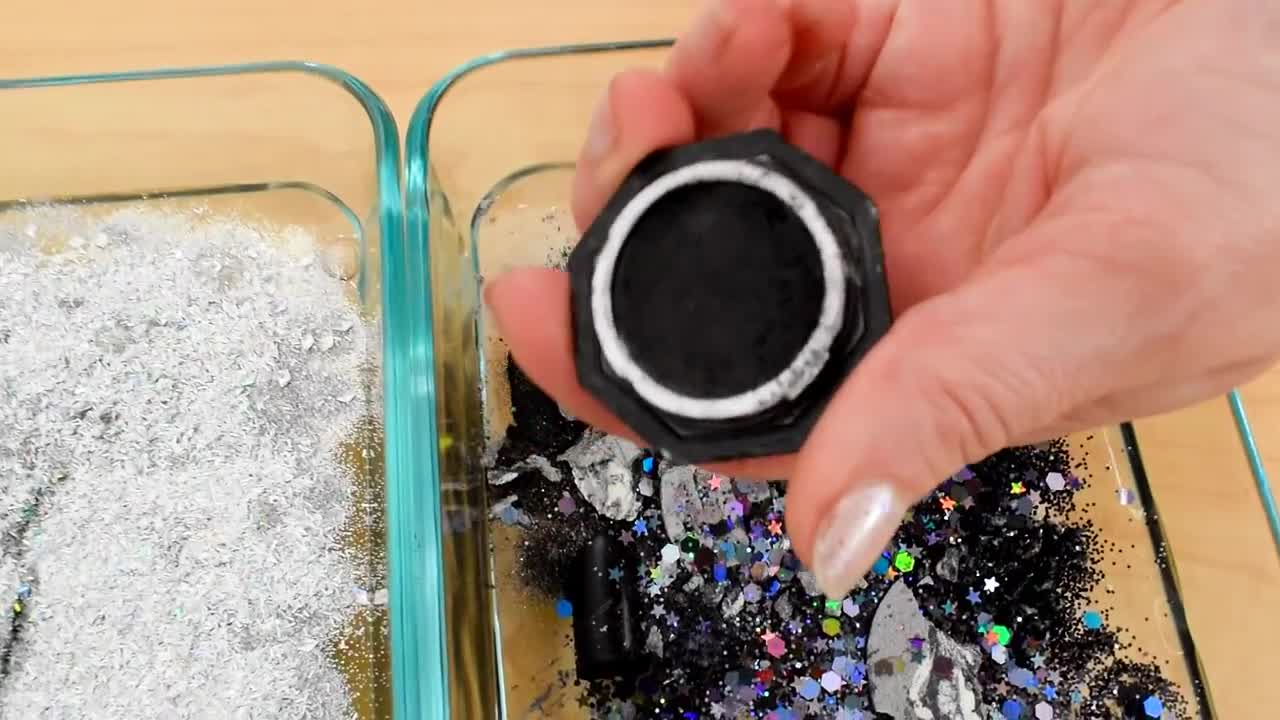 Holo vs Black - Mixing Makeup Eyeshadow Into Slime! Special Series 126 Satisfyin
