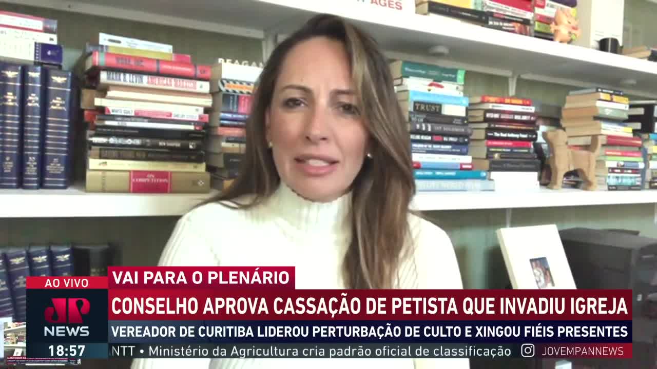 Conselho aprova cassação de vereador petista que invadiu igreja em Curitiba