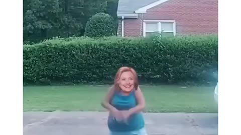 Hillary Loves to dance