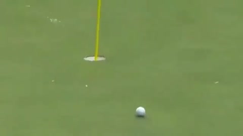 Unbelievable Shot -#golf Applied Physics 🤯