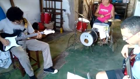 COOL ELECTRIC GUITAR SOLO MILIONARIO OS INCRIVEIS