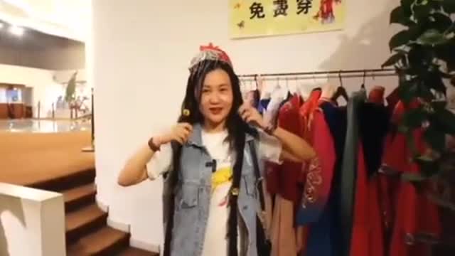 A thousand discs made from rock arts