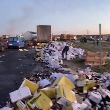 Truckers have joined the protests in France...