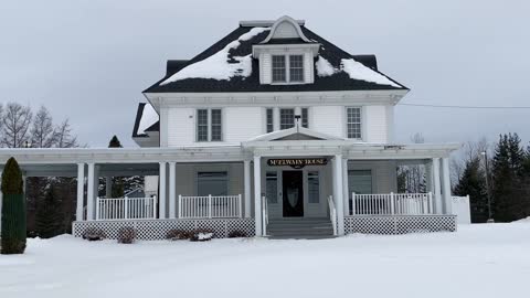 Quite the grande place