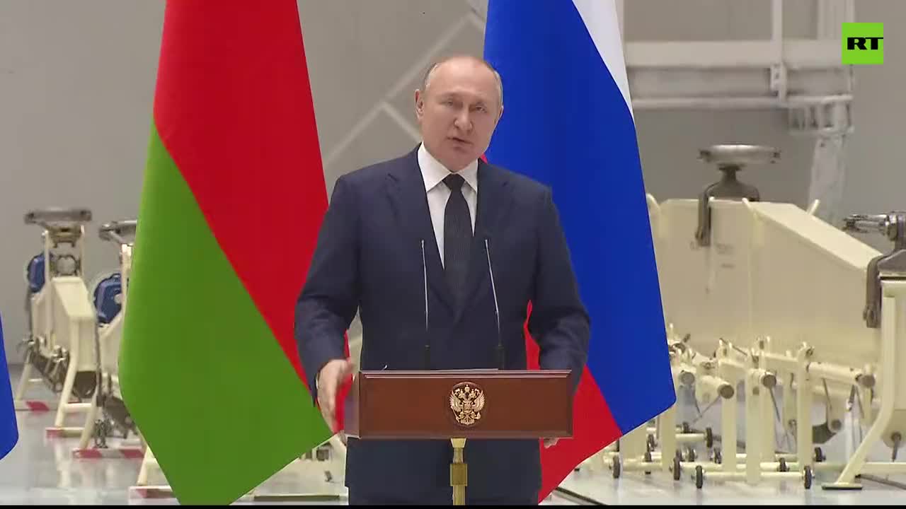 Putin:I prezzi del cibo stanno crescendo,e lo hanno fatto anche prima che iniziasse l'operazione speciale.dicendo che se i partner della Russia in Occidente peggiorano la situazione in termini finanziari, le cose peggioreranno, anche per loro.