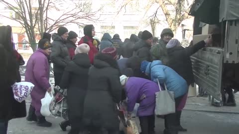 The Russian army delivered about 8 tons of humanitarian aid to Balakleya, Kharkov region