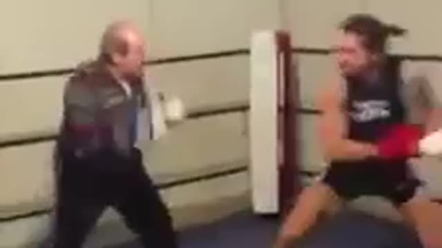 Old Man Knocks Out Younger Boxer