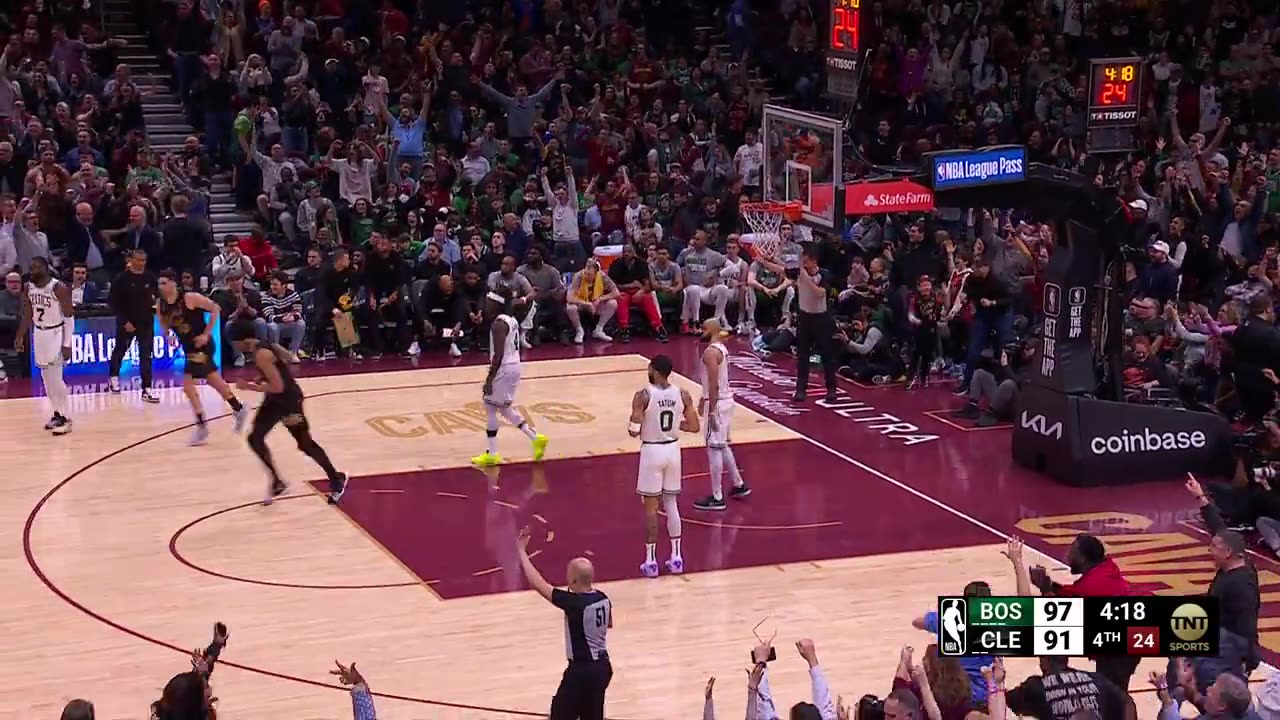 Wade Sparks Cavs' Comeback! 23-4 Run Cuts Celtics Lead to 3