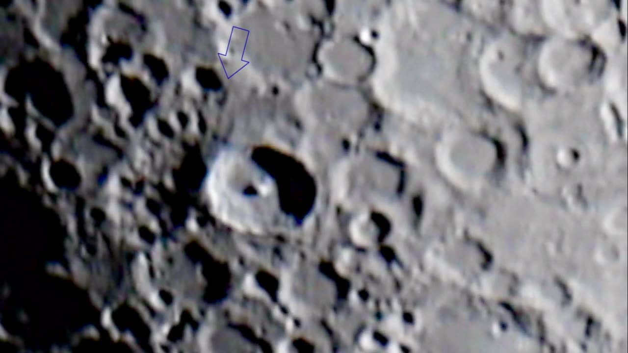 Live Moon with Green Surface and Close Up's - testing the limits...how I find things