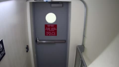 6153RHOBGRRGST1StairwellSide_2021-01-06_09h00min01s177ms.mp4