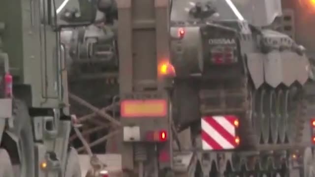 UK troops and tanks arrive in Estonia #Shorts