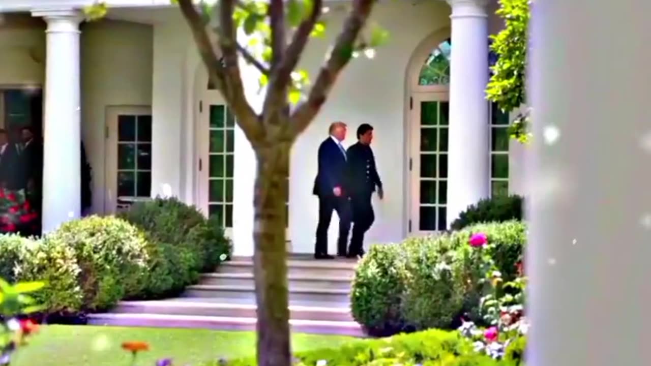 IMRAN KHAN WITH DONALD TRUMP