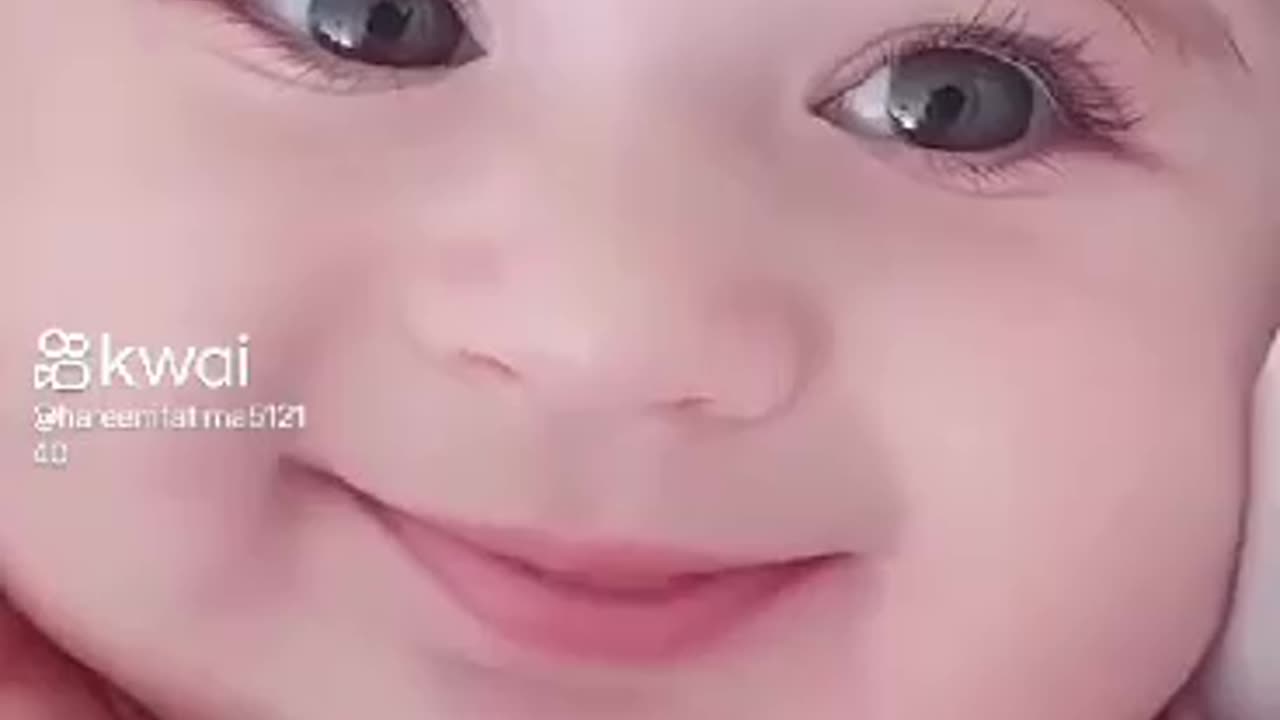 Wow cute baby😘