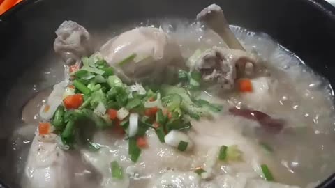 Korean health food Samgyetang