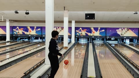 Spencer at Stars & Strikes Bowling VID_20220226_132723