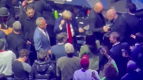 Trump does his dance at UFC 309 🤣