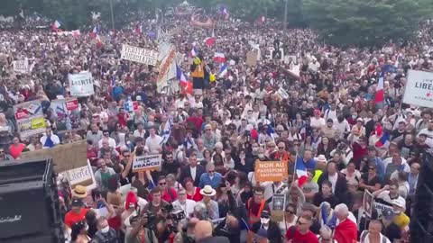 Paris FR - No Doubt MSM Will Claim Hundred's.... Where as Thousands Stand Against Tyranny