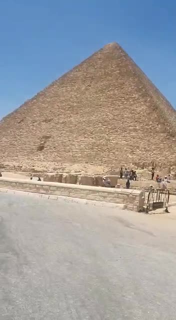 Pyramid - Egypt-1