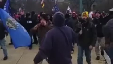 Capitol Police remove barricade for protesters