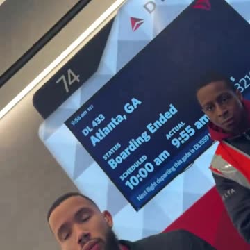 Delta employee fed up with the pronoun