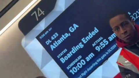 Delta employee fed up with the pronoun