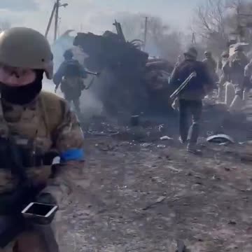 XE TĂNG NGA CÒN TIẾP TỤC CHÁY GẦN KIEV, #UKRAINE