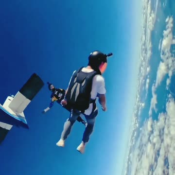 SKYDIVE FROM HELICOPTER