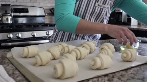 Women cooking food you should see it..