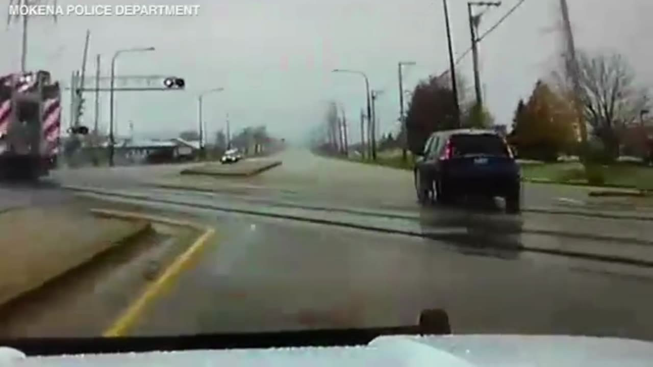 Crash, close calls, and courage: Exploring viral dash cam phenomena