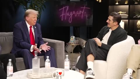 Trump 參加 Flagrant 的專訪