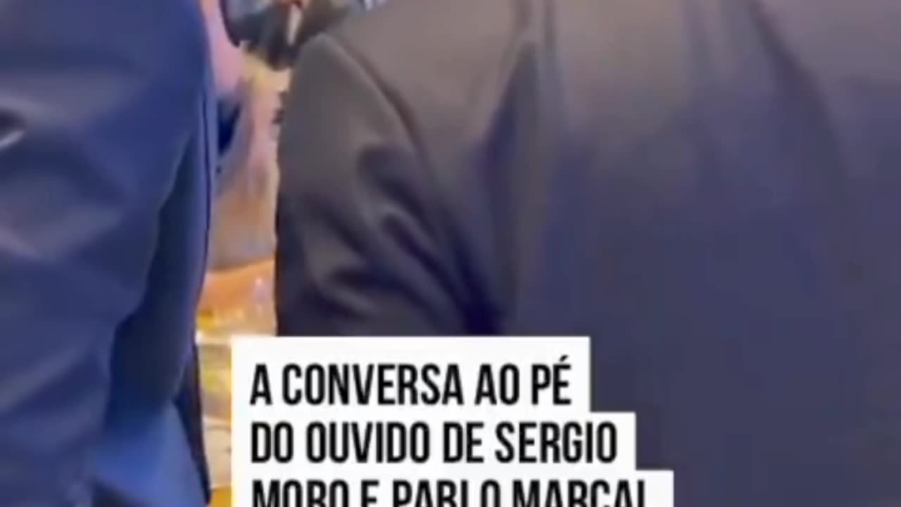 A POLÍTICA É PODRE, PORQUE TÊM POLÍTICOS IMUNDOS !