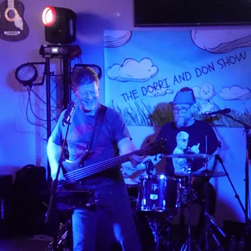 Side Piece Band plays Stone Temple Pilots song Sex Type Thing