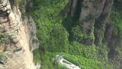"Avatar" Mountain & Wulingyuan Scenic Area