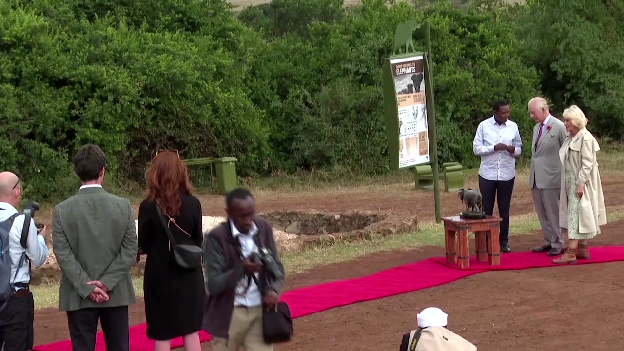 British monarchs visit Kenyan elephant sanctuary