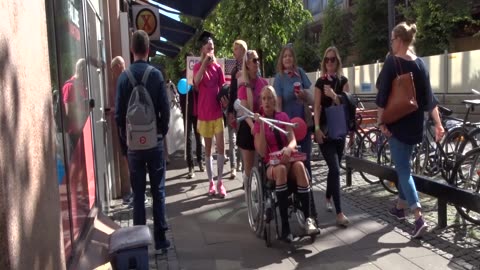 Nya studenter vid Södergatan, Helsingborg 21 Aug. 2017