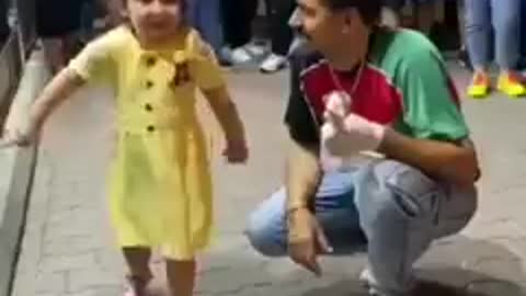 Baby dance