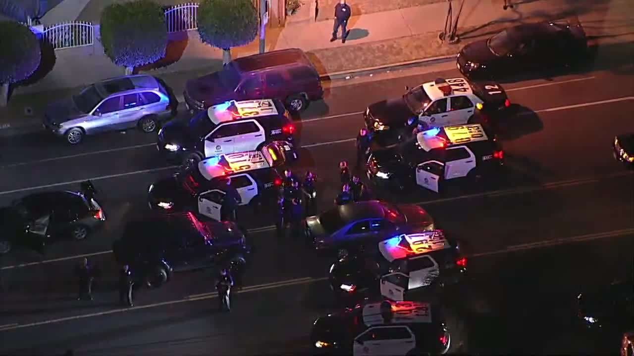 POLICE CHASE: Suspect Surrenders After Leading Police on Pursuit Through LA