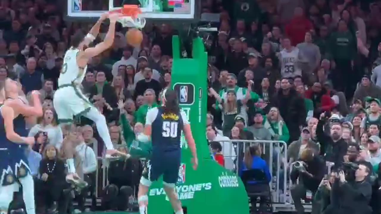 NBA - This Tatum slam brought the Celtics within 1! @nuggets 102 @celtics 100