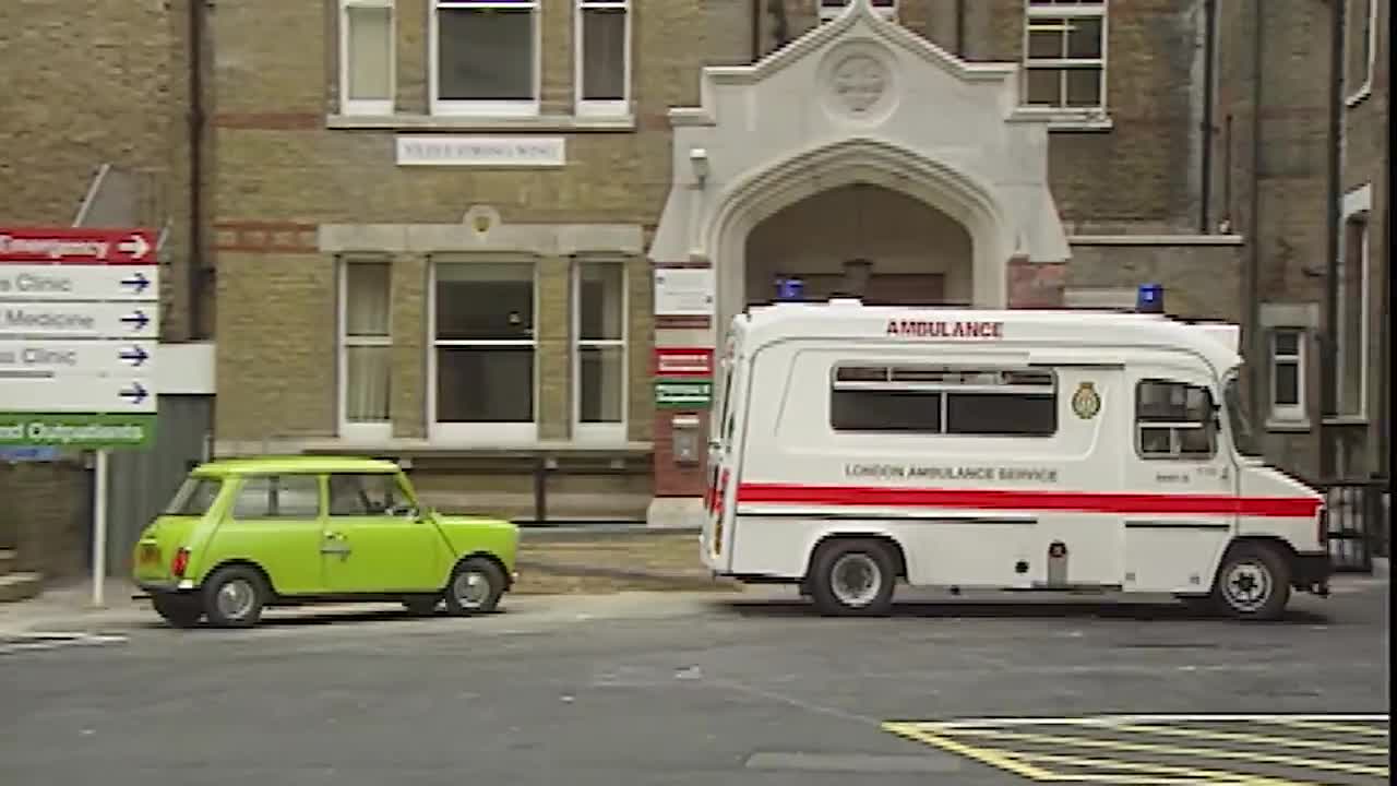 Mr Bean visits the Hospital | Mr Bean Funny Clip |