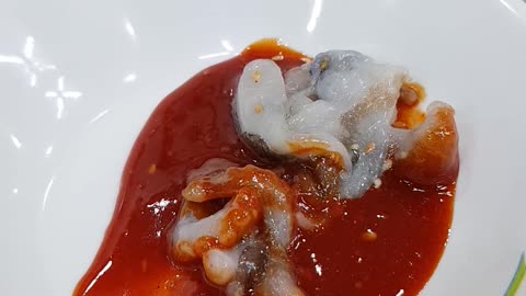 Sliced Raw Octopus's dancing