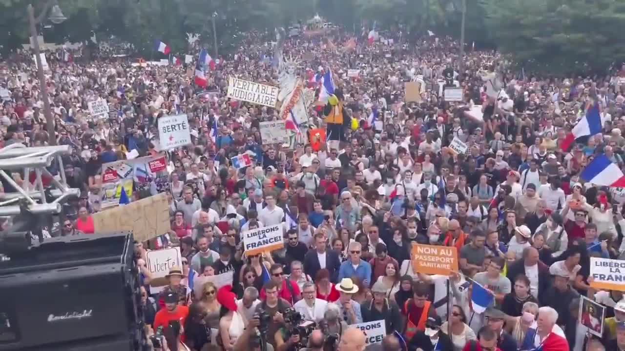 Paris 31 Juillet 2021 La France debout contre le pass de la honte