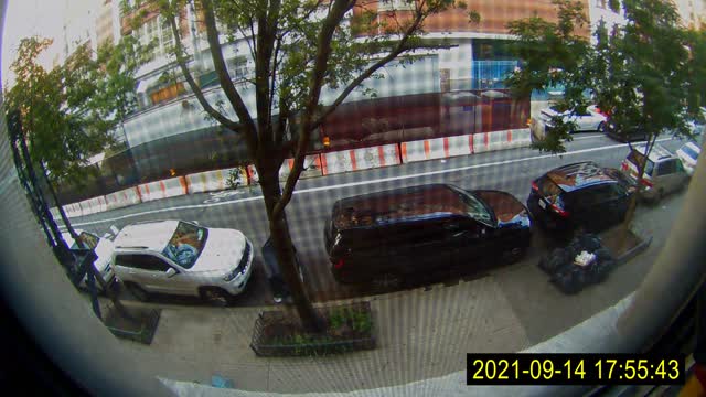 2021 0914 Cops at this building possibly for me