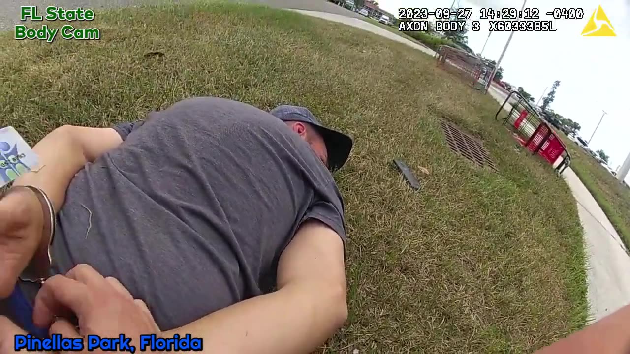 Silly Thief Runs from the Cops - Pinellas Park, Florida - September 27, 2023