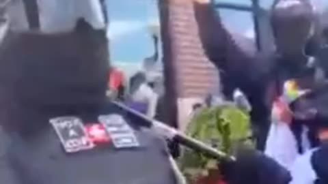 Armed ANTIFA guarding a Drag Queen event in Texas. If Patriots showed up anywhere